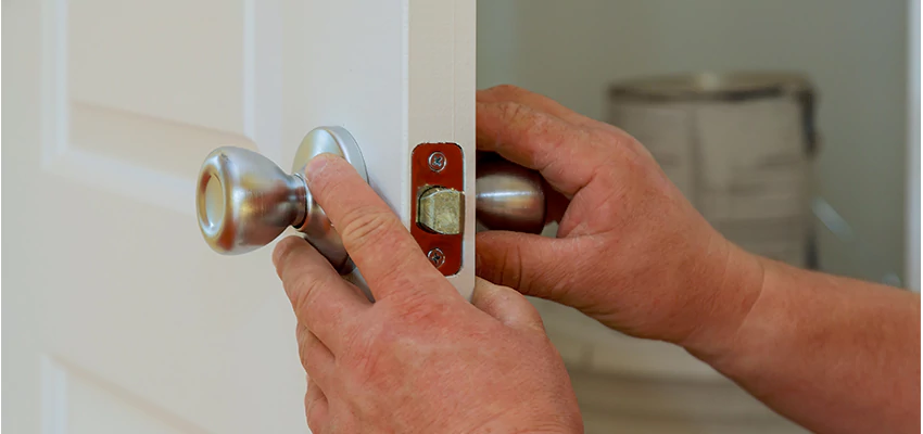 AAA Locksmiths For lock Replacement in Tiburon, California