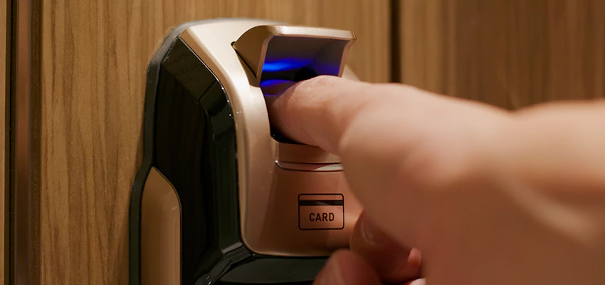 Fingerprint Door Locks Replacement in Tiburon, CA